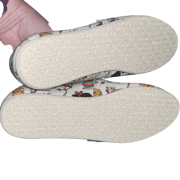 Toms Holiday Cat Slip Ons sz 7 - Picture 4 of 6
